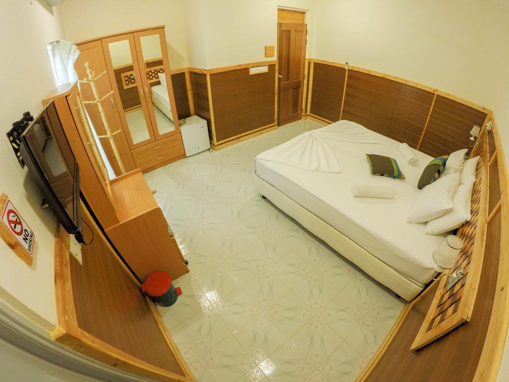 Hotel Shadow Palm Maafushi Zimmer foto